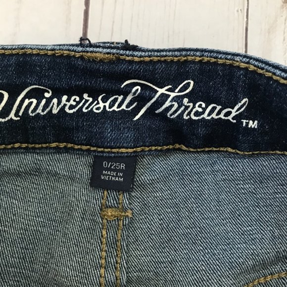 Universal Thread Mid Rise Cuffed Shorts Size 0/25R - Picture 2 of 6